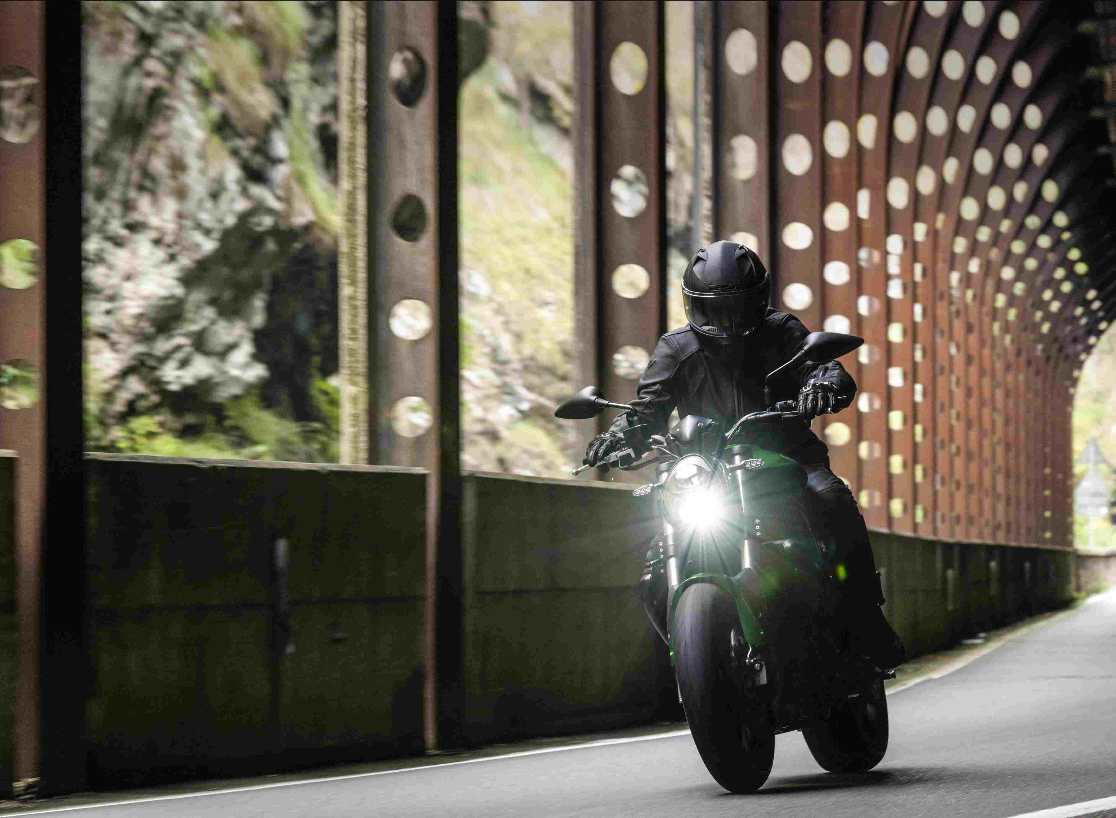 Benelli 752 S - MotorradTest berichtet ausführlich | Benelli