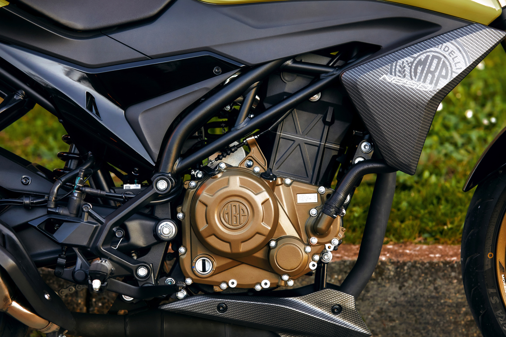 Responsive 249cc Engine