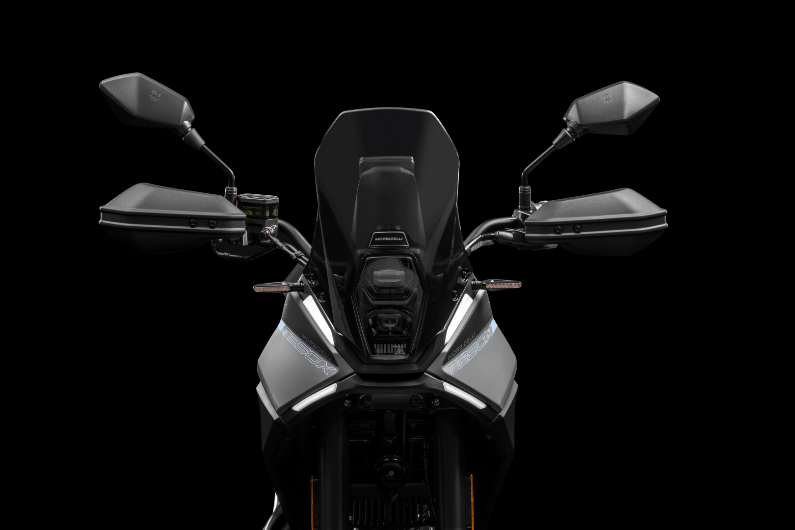 Full LED lighting – With exclusive X-Stack signature.