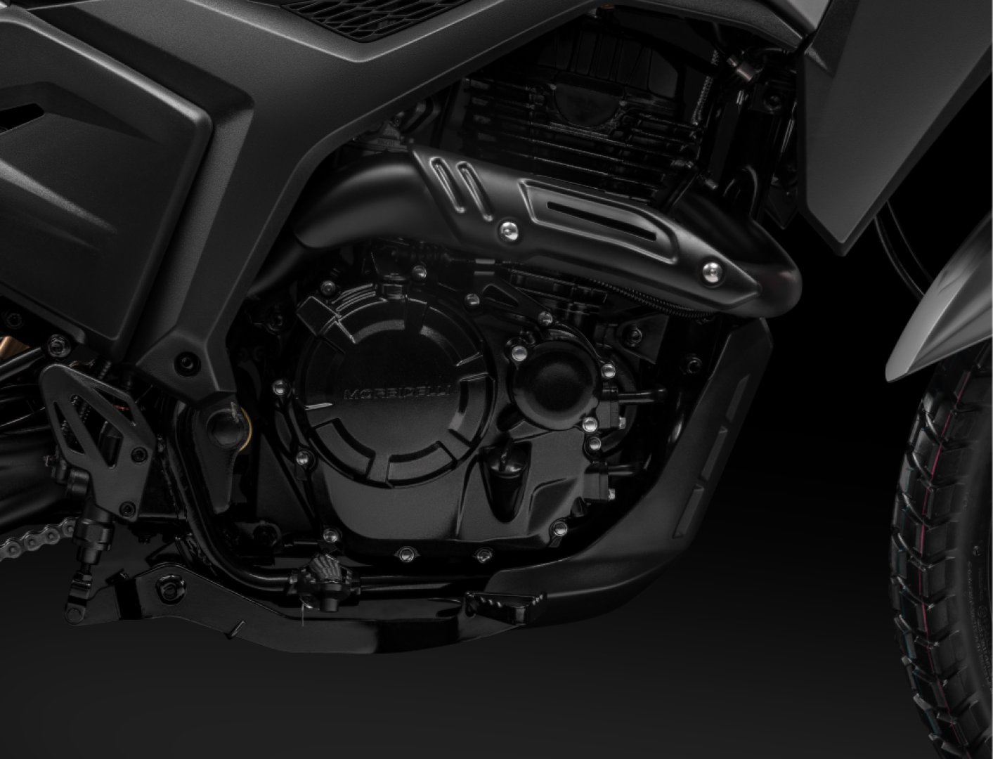 250cc SOHC EFI engine – Raw power, zero complications.