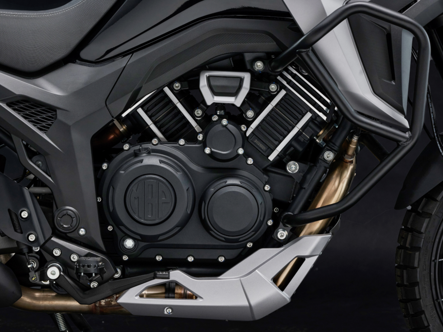 Exclusivo motor bicilíndrico en V de 80 grados